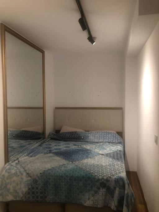 Appartamento Furnished For Rent *