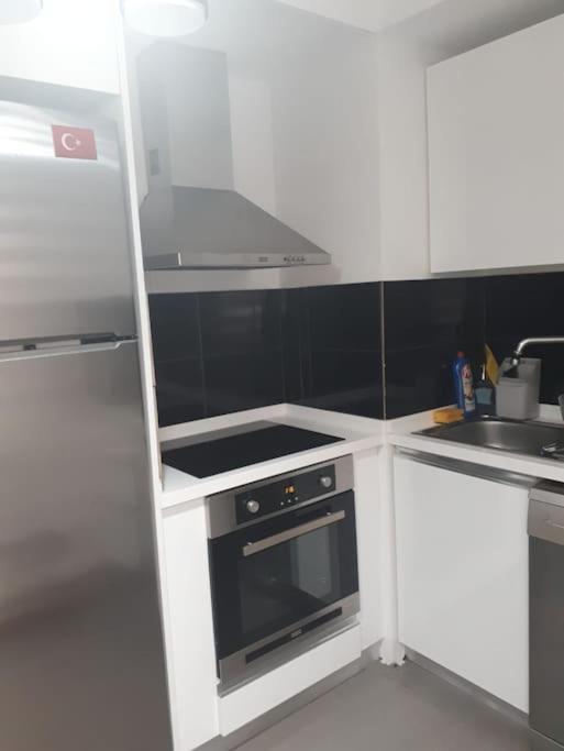 Furnished For Rent * Provincia di Istanbul
